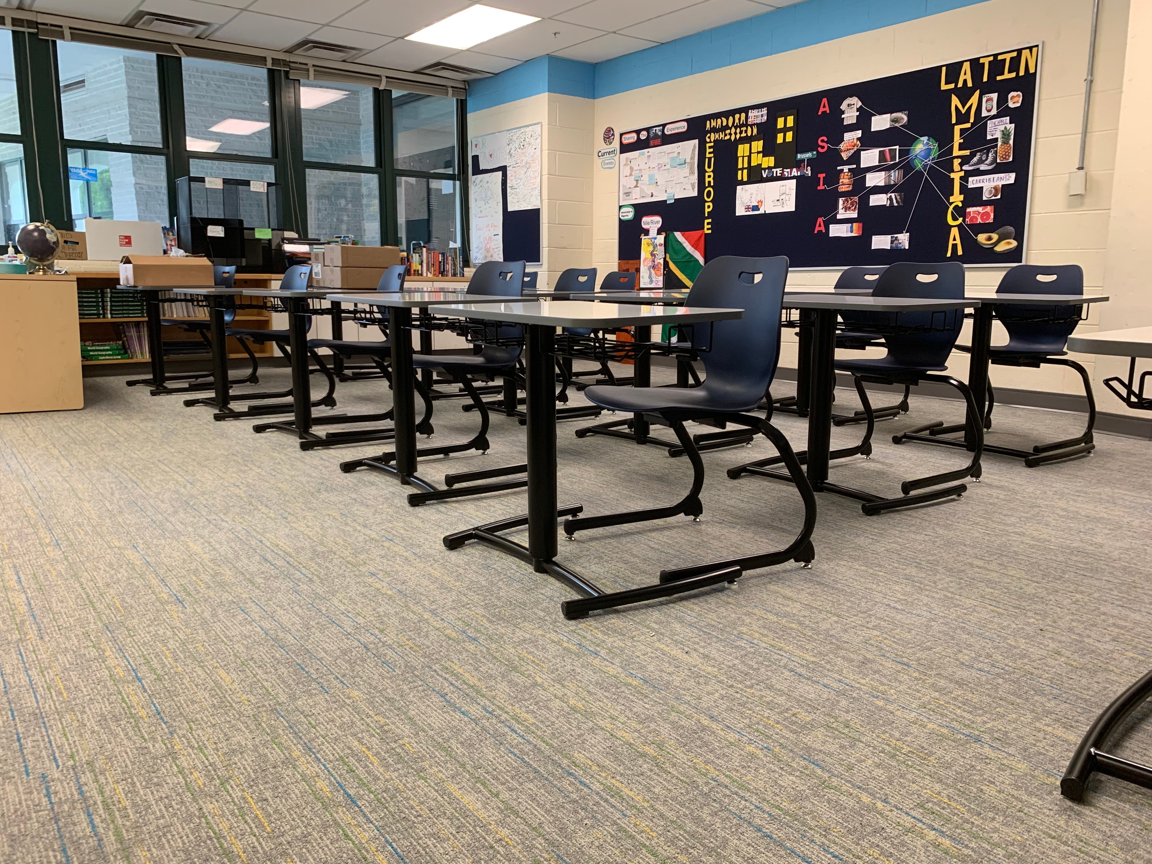 Installation - Carpet - Maret Classrooms